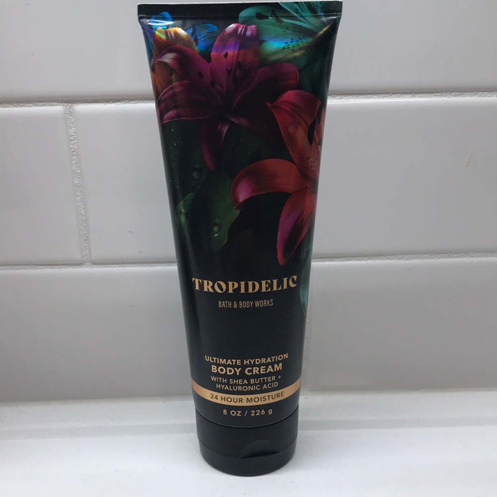 NWT!BBW Tropidelic Ultimate Hydration Body Cream
